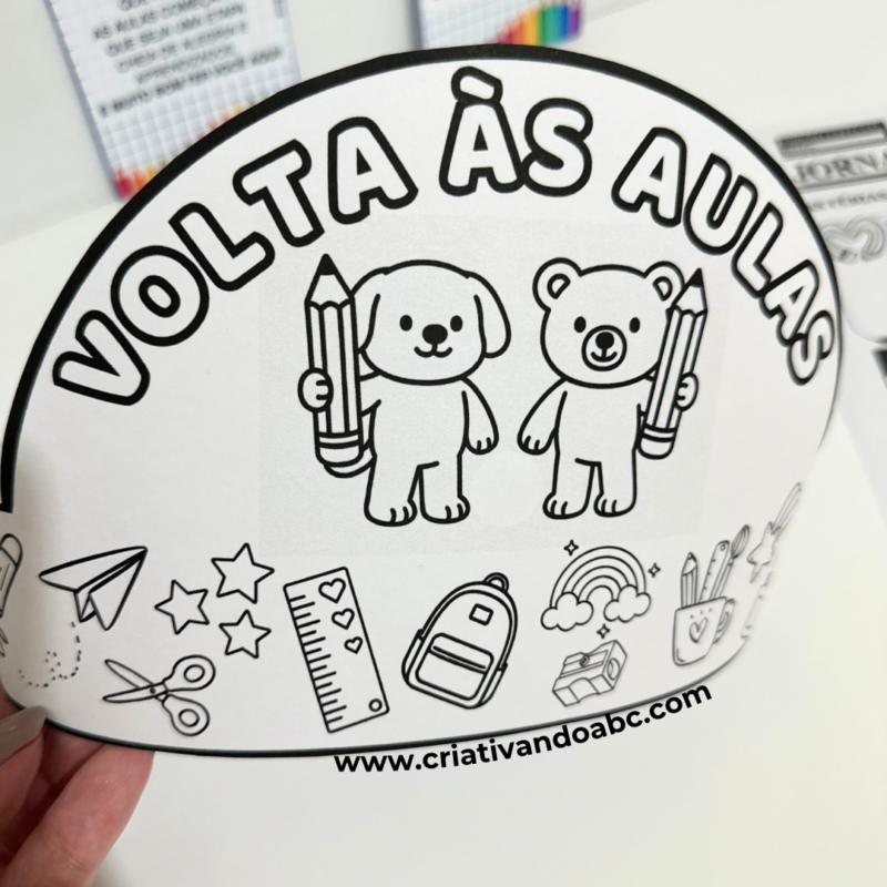 coroa volta às aulas